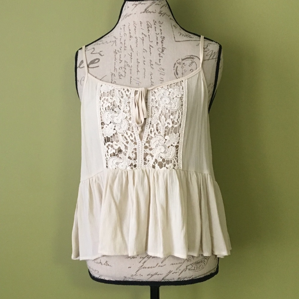 Elan crochet cream ruffle tank